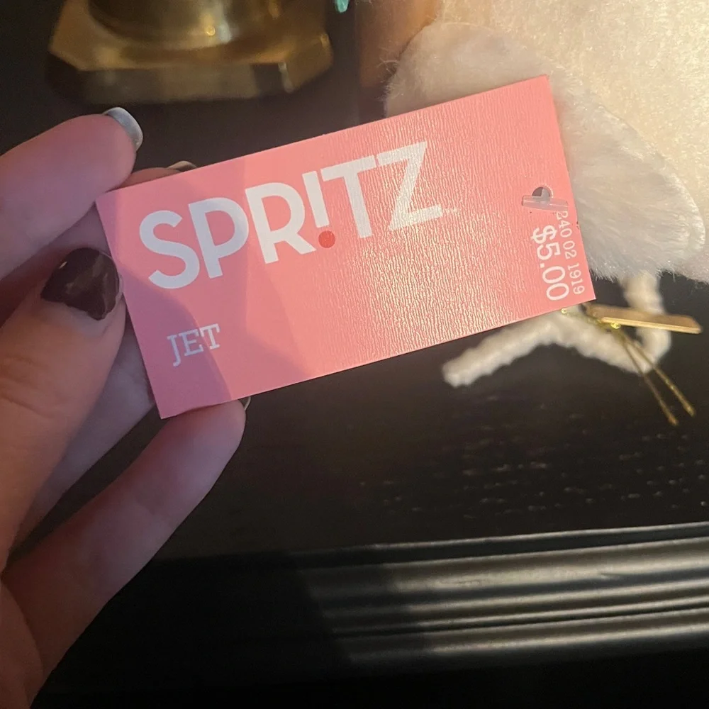 Spritz Jet 2023 spring target bird with flowers
